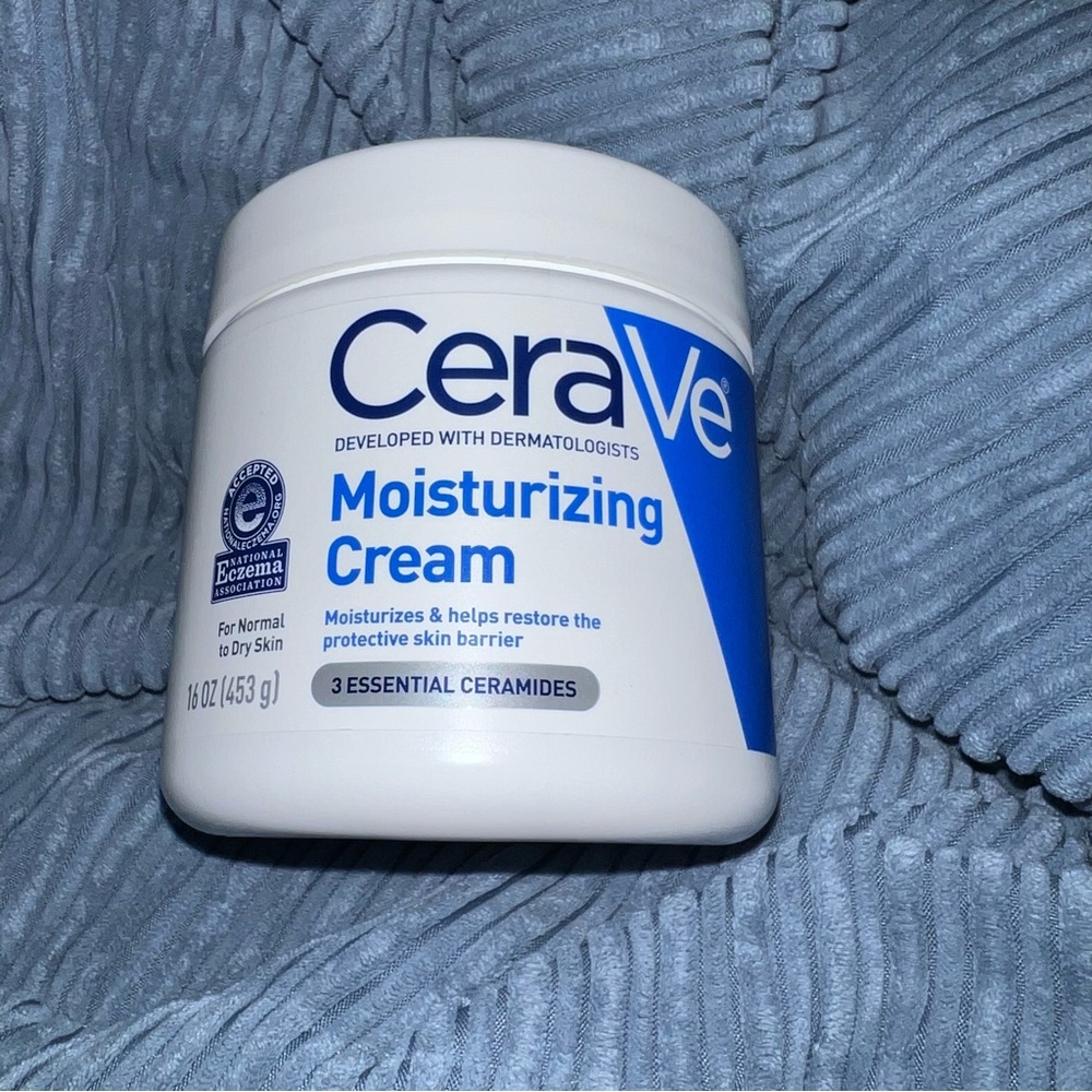 CeraVe Moisturizing Cream 16 Oz NEW